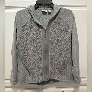 Chico’s Zenergy Jacquard Quilted Mix Zip Up Gray Jacket Size Medium Chico’s 2